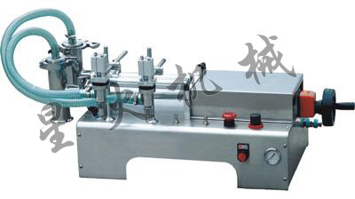 雙頭液體半自動灌裝機