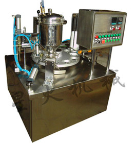 口杯自動(dòng)灌裝封口機(jī)