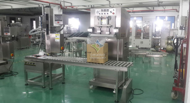 盒裝袋辣椒醬灌裝封口機(jī),盒裝袋芝麻醬灌裝封口機(jī)